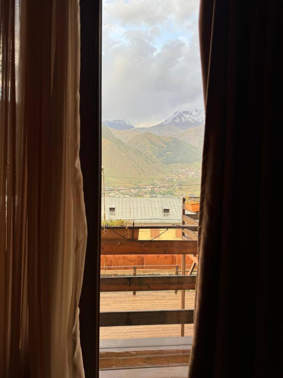 Hotel Kazbegi 1963 Ruang foto